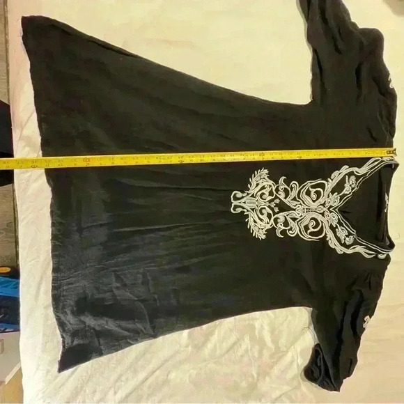 World Market Short Sleeve Embroidered Popover Knee Length Dress Size Small/Med - Picture 7 of 9